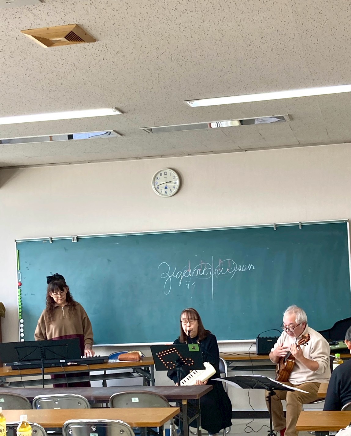 様々な楽器のアンサンブル